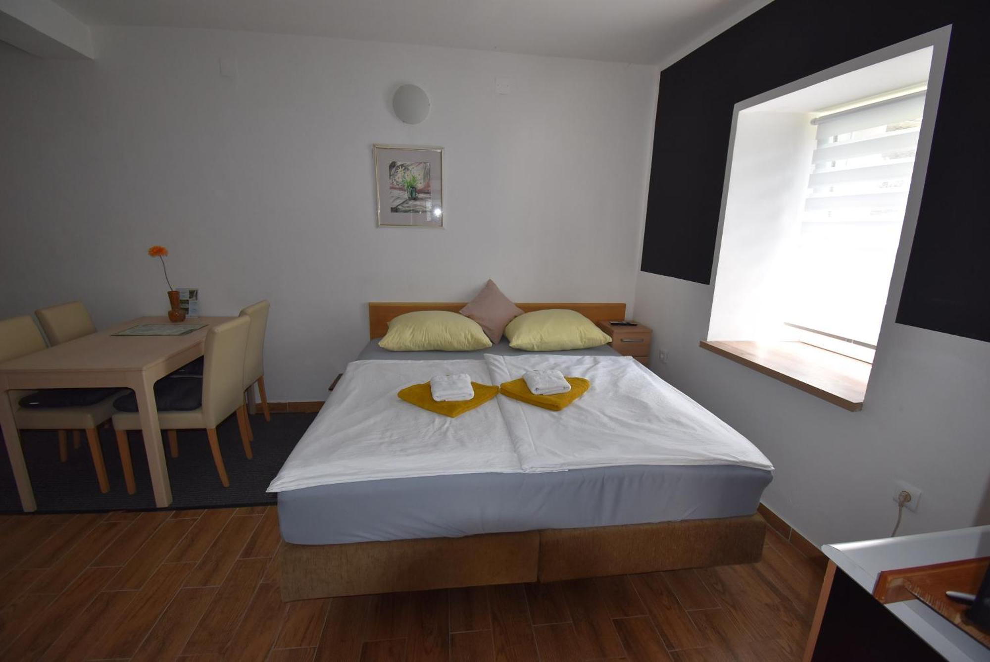 Apartments Free Alps, Massage & Wine Bovec Dış mekan fotoğraf