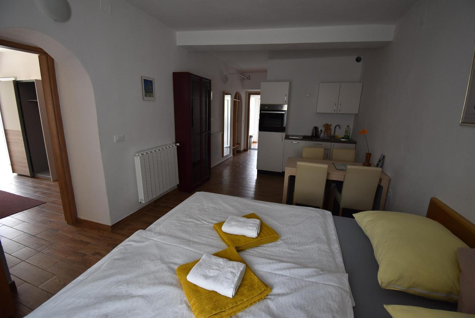 Apartments Free Alps, Massage & Wine Bovec Dış mekan fotoğraf